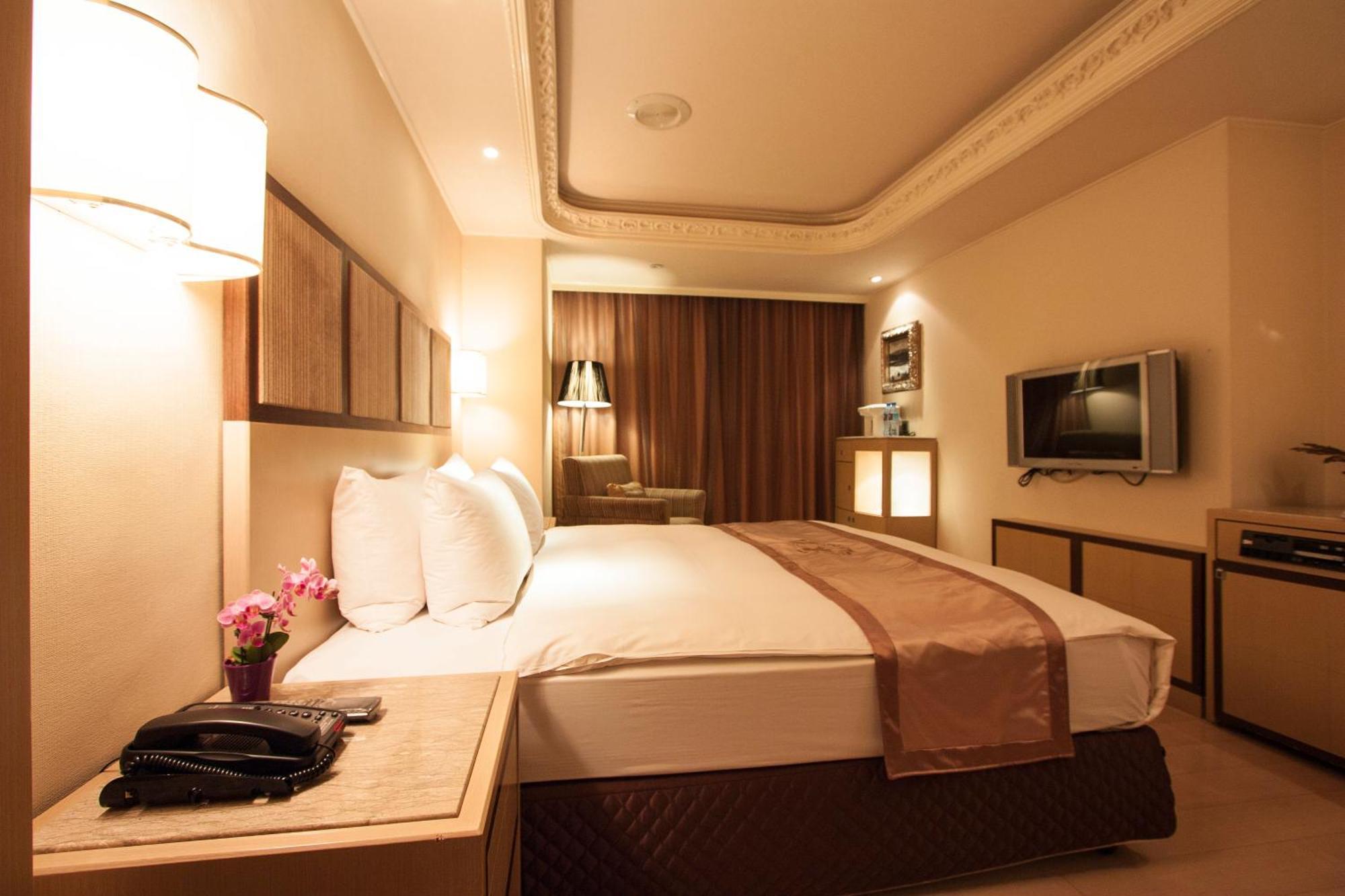 Taipei Charming City Hotel Zewnętrze zdjęcie